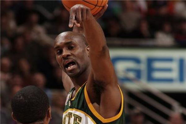 骑士队在本 骑士队在本